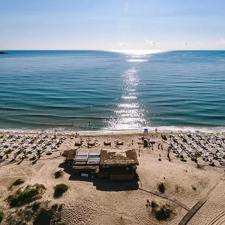 Life Sunrise Apartman